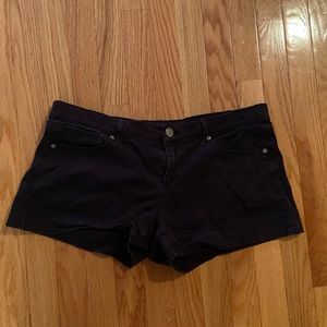 Black shorts, regular rise size 31/12 Gap